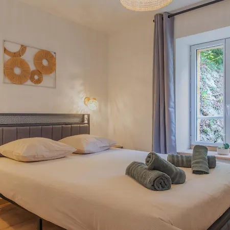 La Roche - Duplex Au Coeur Des Eyzies Lejlighed Les Eyzies